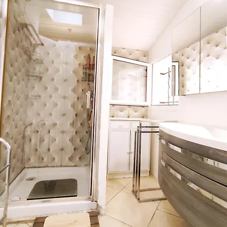 Le Jardin De Jade لا بلين-سور-مير